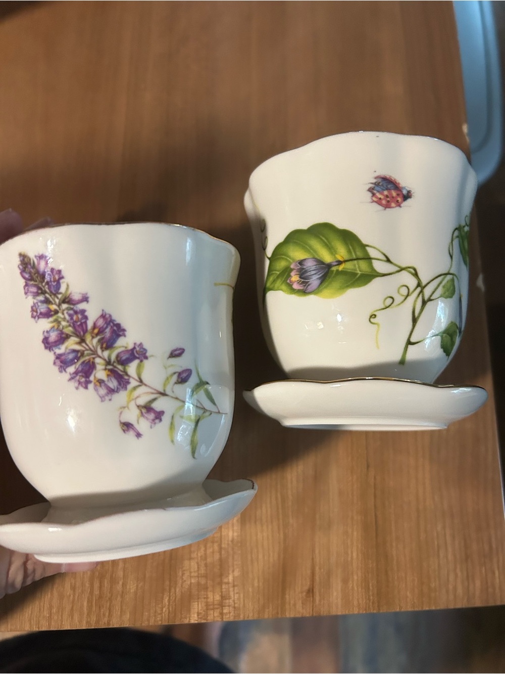 VINTAGE Porcelain Floral Accent Vases with Purple and Green Motifs, Gold Trim